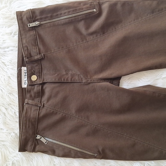 DL1961 Marguax Instasculpt Ankle Skinny Jeans in Mckinney - Picture 5 of 14